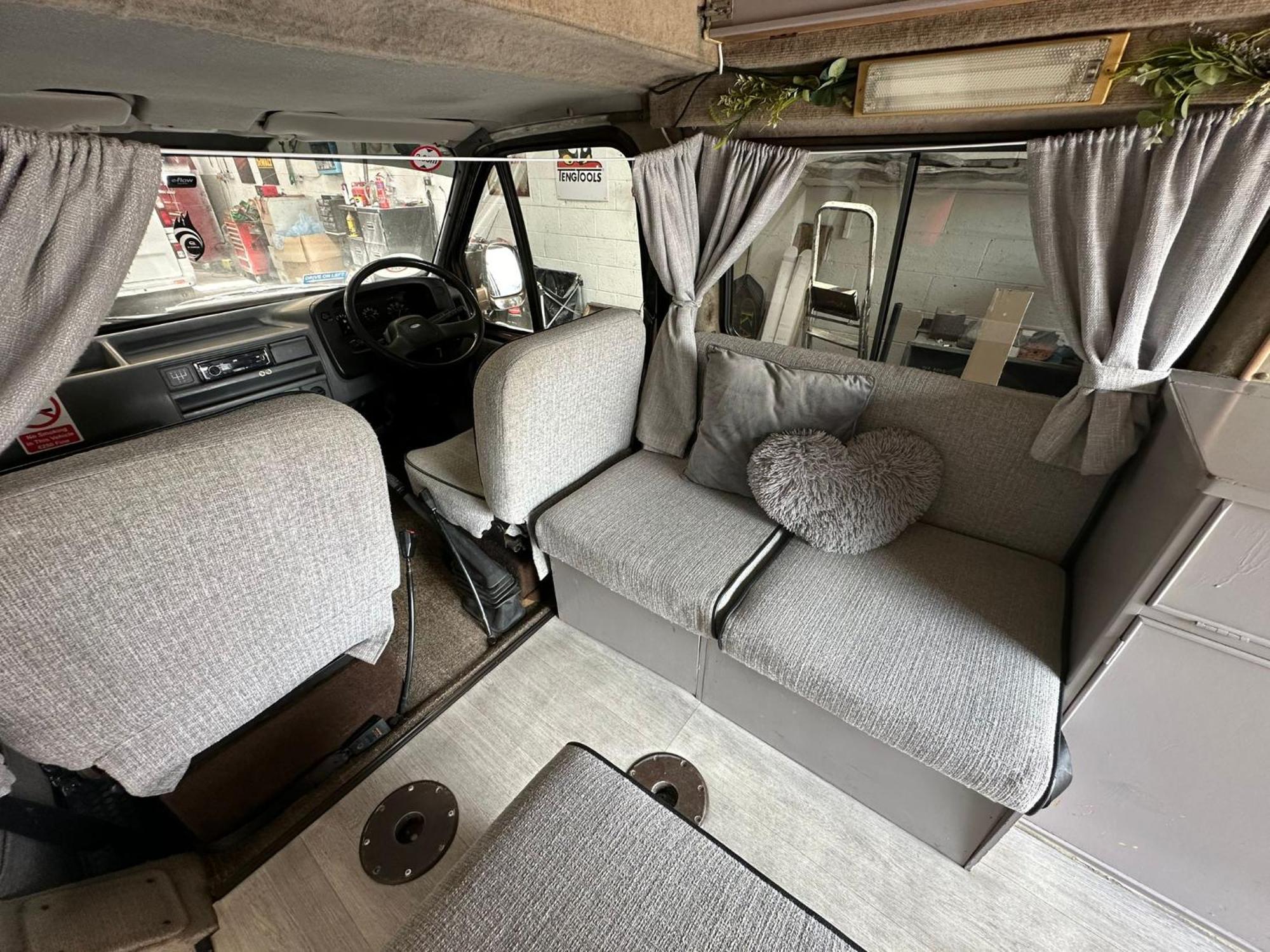 Hotel Retro Camper Hire Dublín Exterior foto